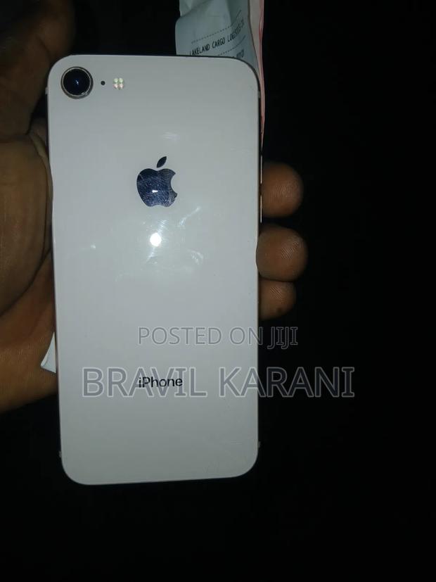 Apple iPhone 8 64 GB White - thumbnail 2