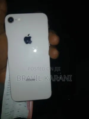 Apple iPhone 8 64 GB White