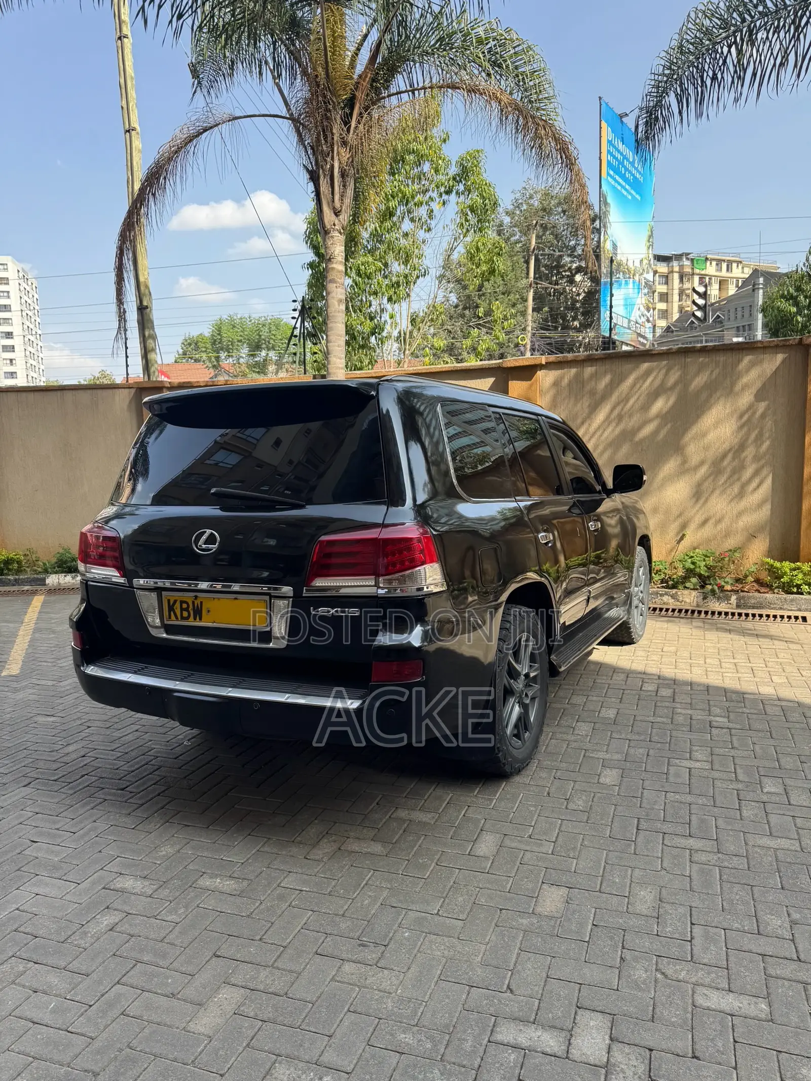 Lexus LX 570 2012 Black