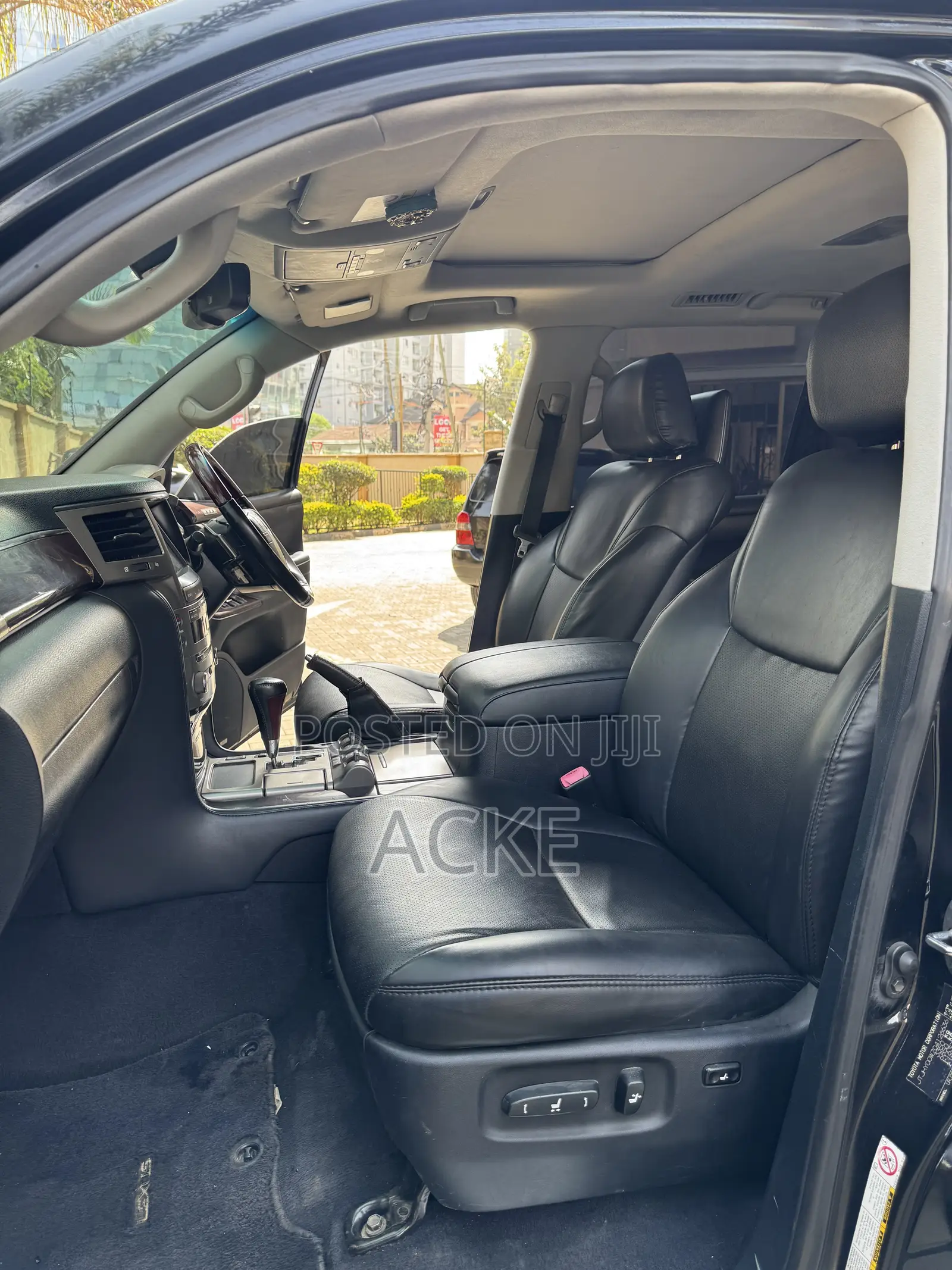 Lexus LX 570 2012 Black