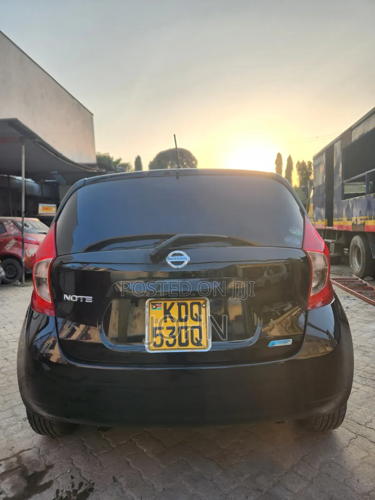 Nissan Note 2016 Black