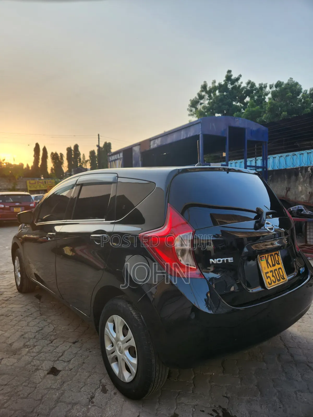 Nissan Note 2016 Black