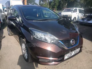 Nissan Note 2017 Brown