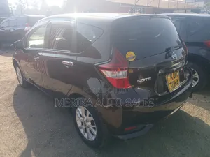 Nissan Note 2017 Brown