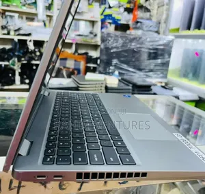 Laptop Dell Precision 3561 16GB Intel Core i7 SSD 512GB