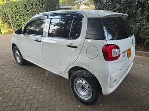Toyota Passo 2017 White