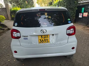 Toyota Passo 2017 White
