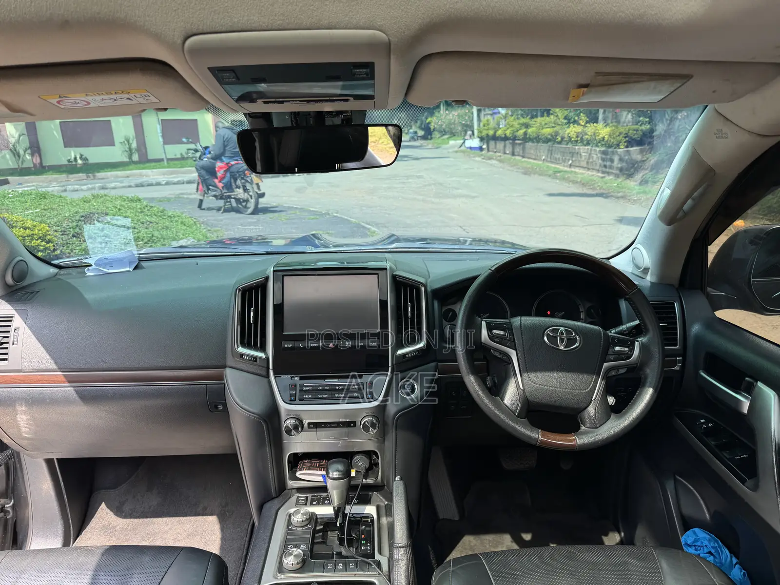 Toyota Land Cruiser 2016 Gray