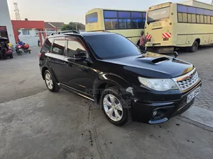 Subaru Forester 2011 Black