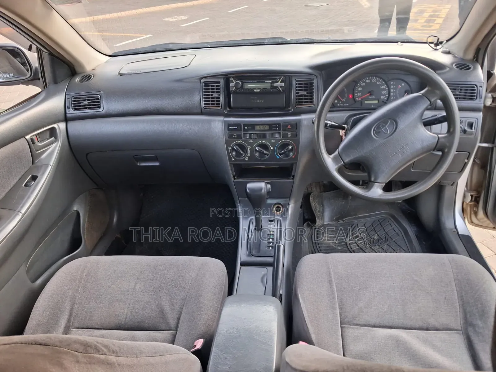 Toyota Corolla 2003 Silver
