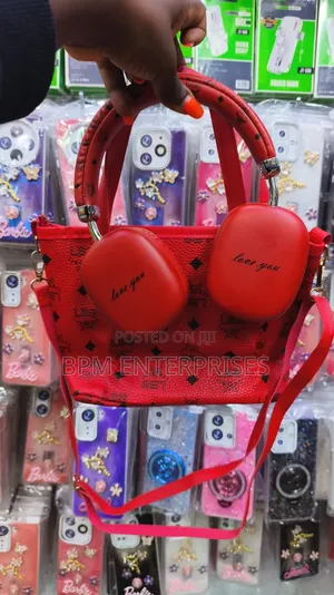 Love Headset + Storage Bag