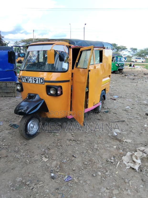 Piaggio 2020 Yellow - thumbnail 7