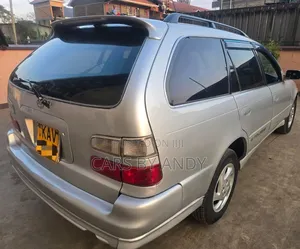 Toyota Corolla 1997 Silver