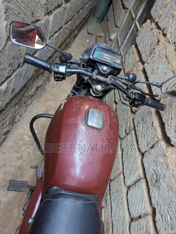 Bajaj Boxer 100 2018 Red - thumbnail 3