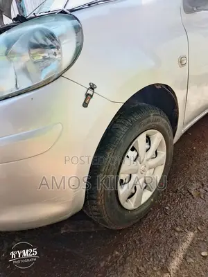 Nissan March 1.2 AWD 2013 Silver