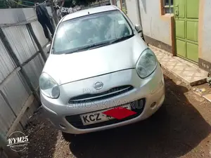 Nissan March 1.2 AWD 2013 Silver