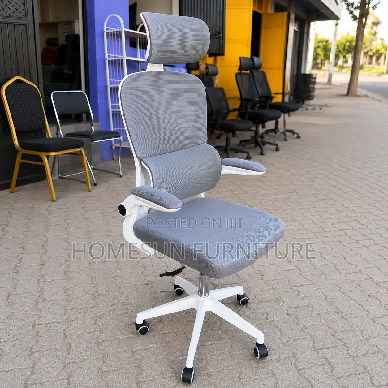 Executive Ergonomic Mesh Office Chair With Headrest – Grey