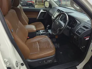Toyota Land Cruiser Prado 2021 White