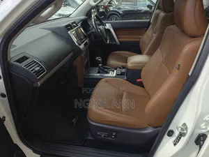 Toyota Land Cruiser Prado 2021 White