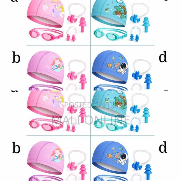 4 Piece Kids Swimming Set With Nose Clip and Ear Plug Kits