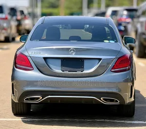 Mercedes-Benz C200 2019 Gray