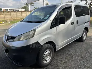 Nissan NP200 2016 Silver