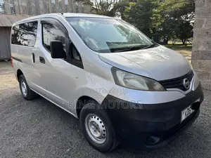 Nissan NP200 2016 Silver