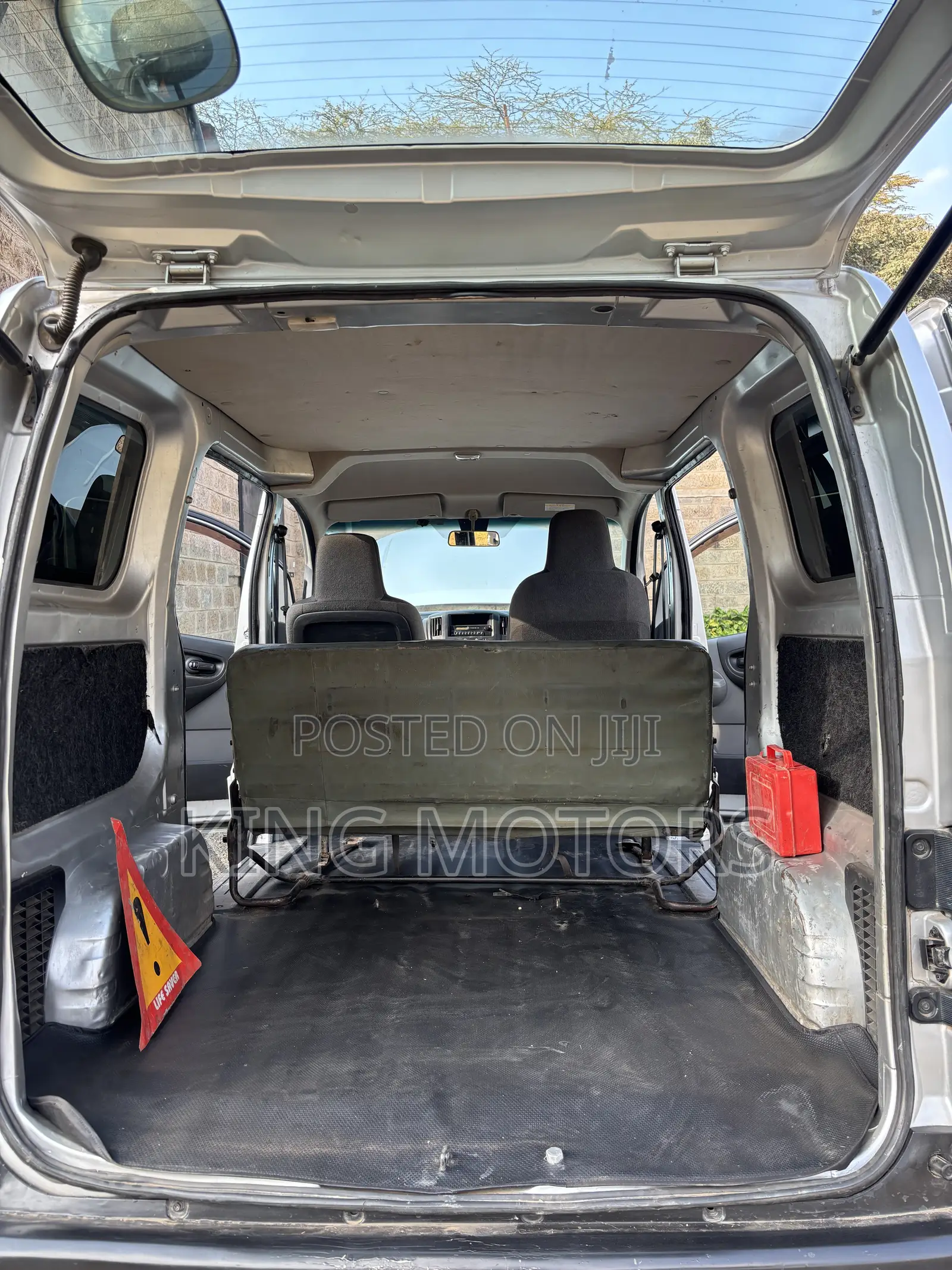 Nissan NP200 2016 Silver