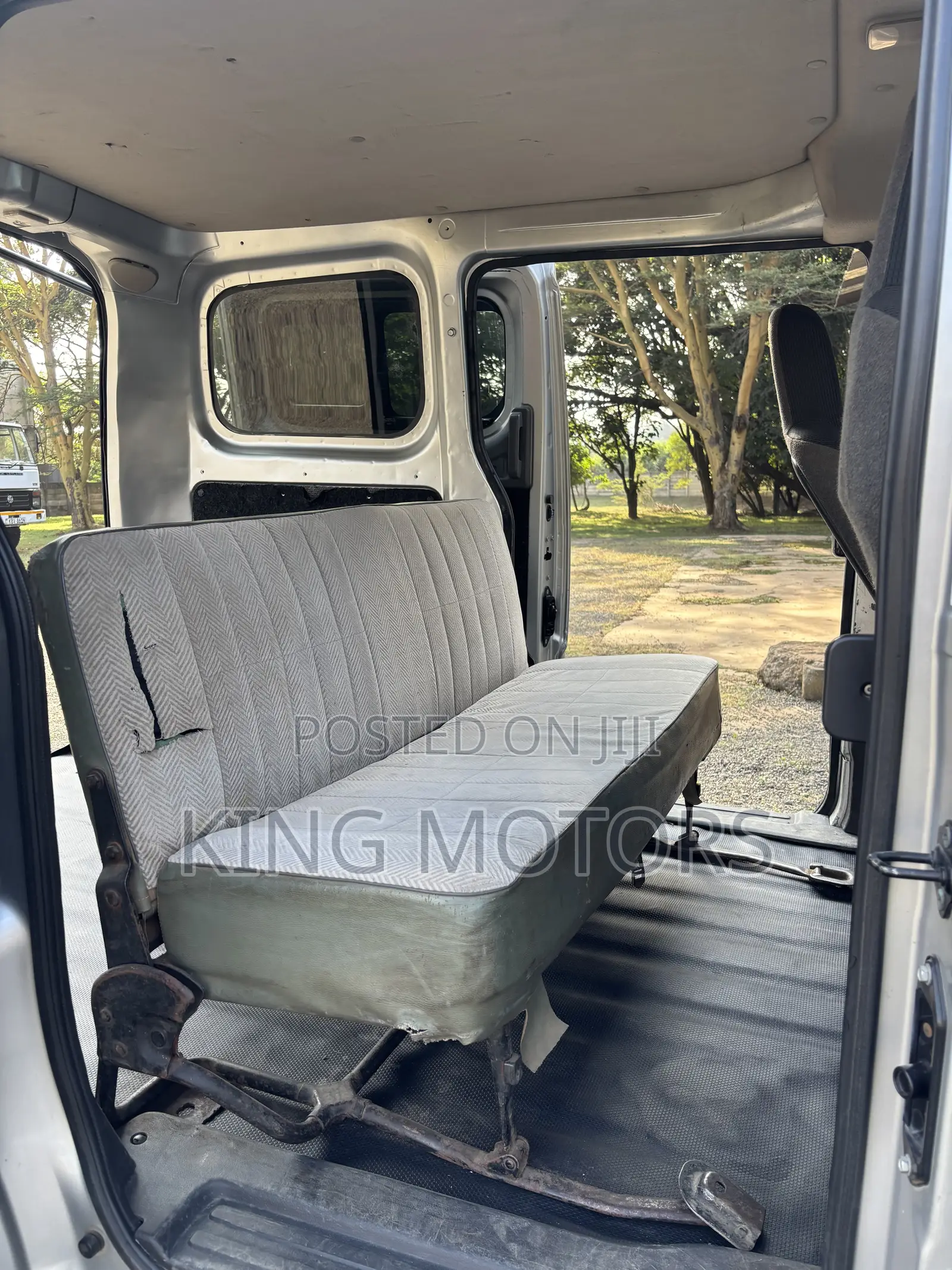 Nissan NP200 2016 Silver