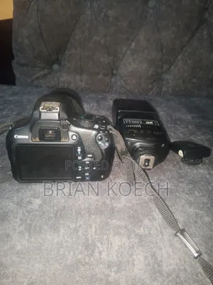 Canon Eos Rebel T5 With Speedlight(everything in the Picture)