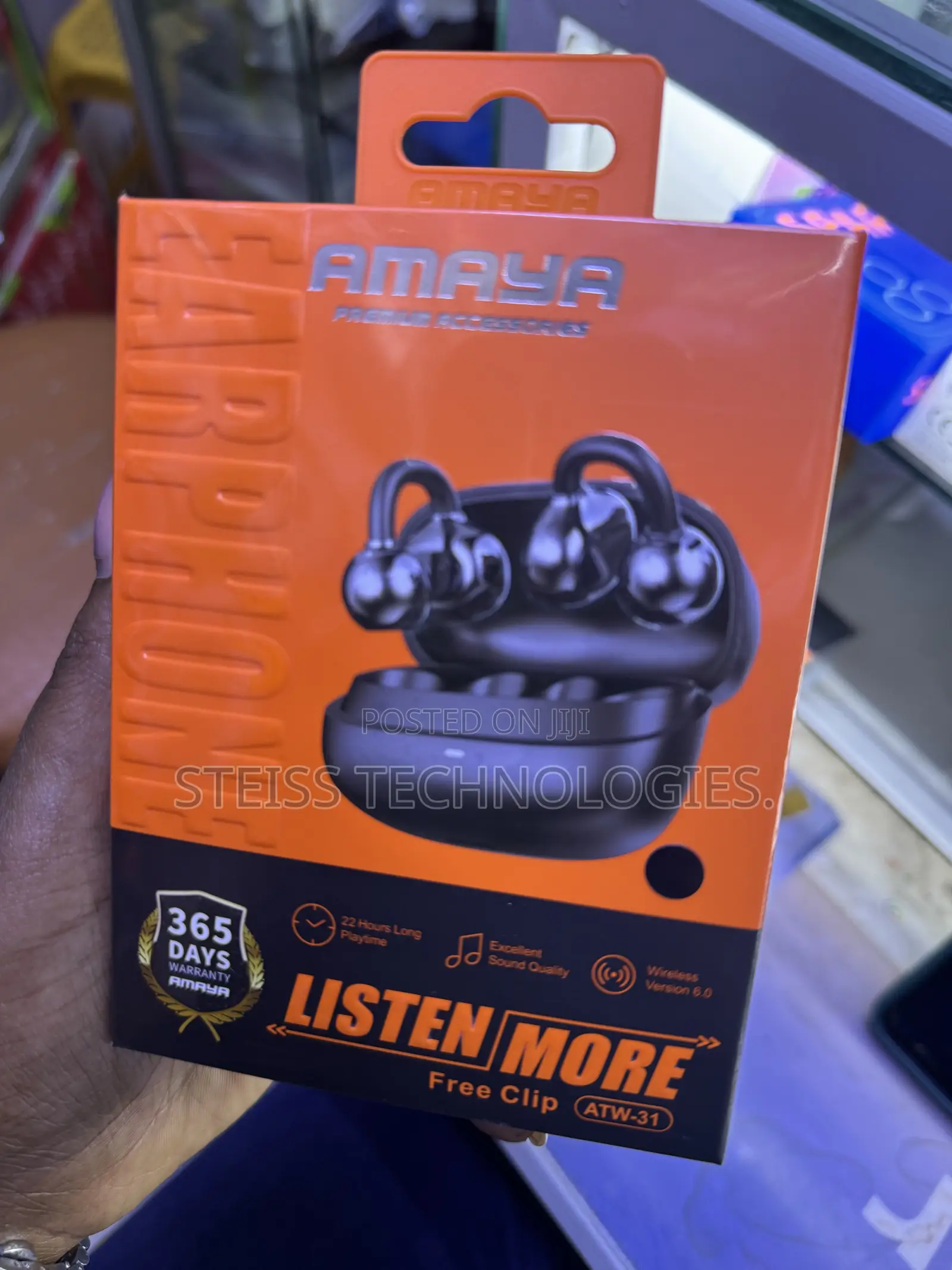 Amaya Ambie Wireless Earcuffs