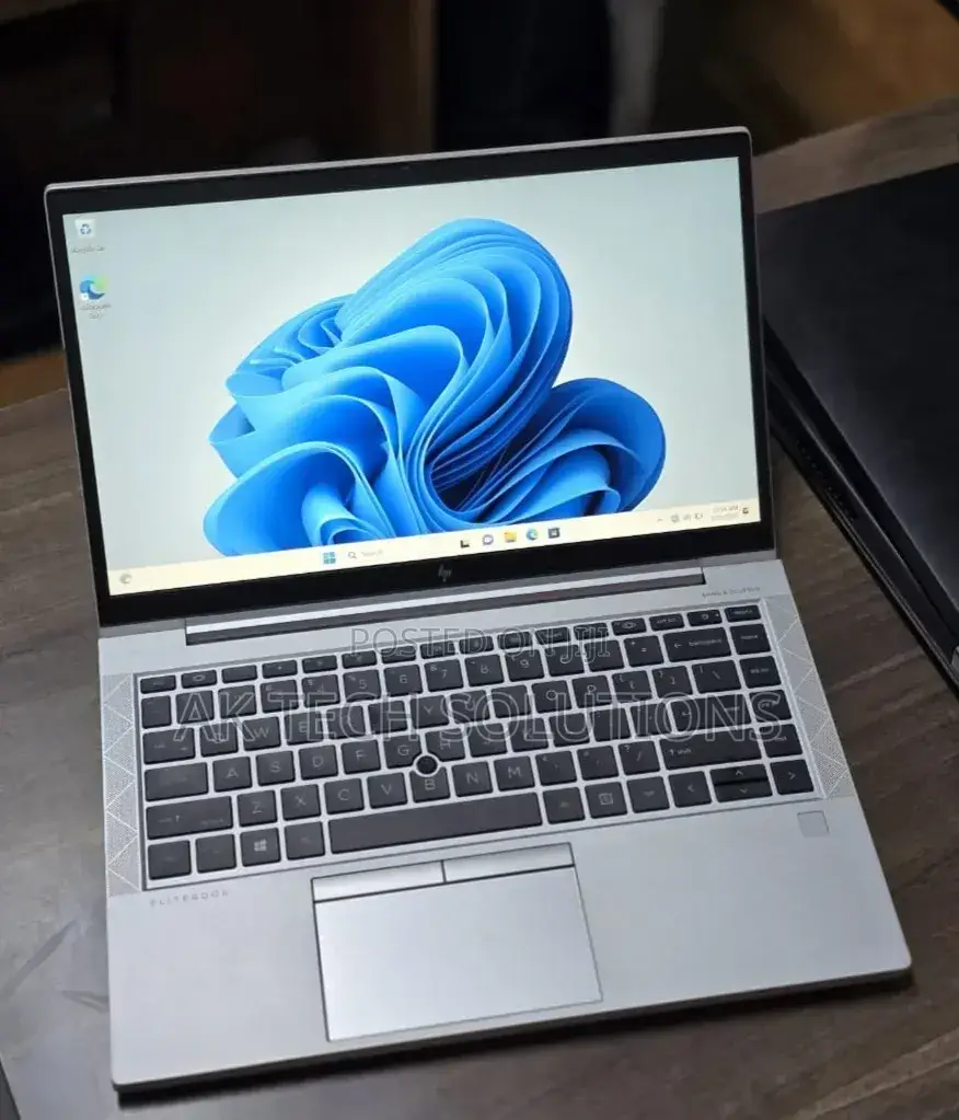 Laptop HP EliteBook 845 G7 16GB AMD Ryzen 5 SSD 256GB