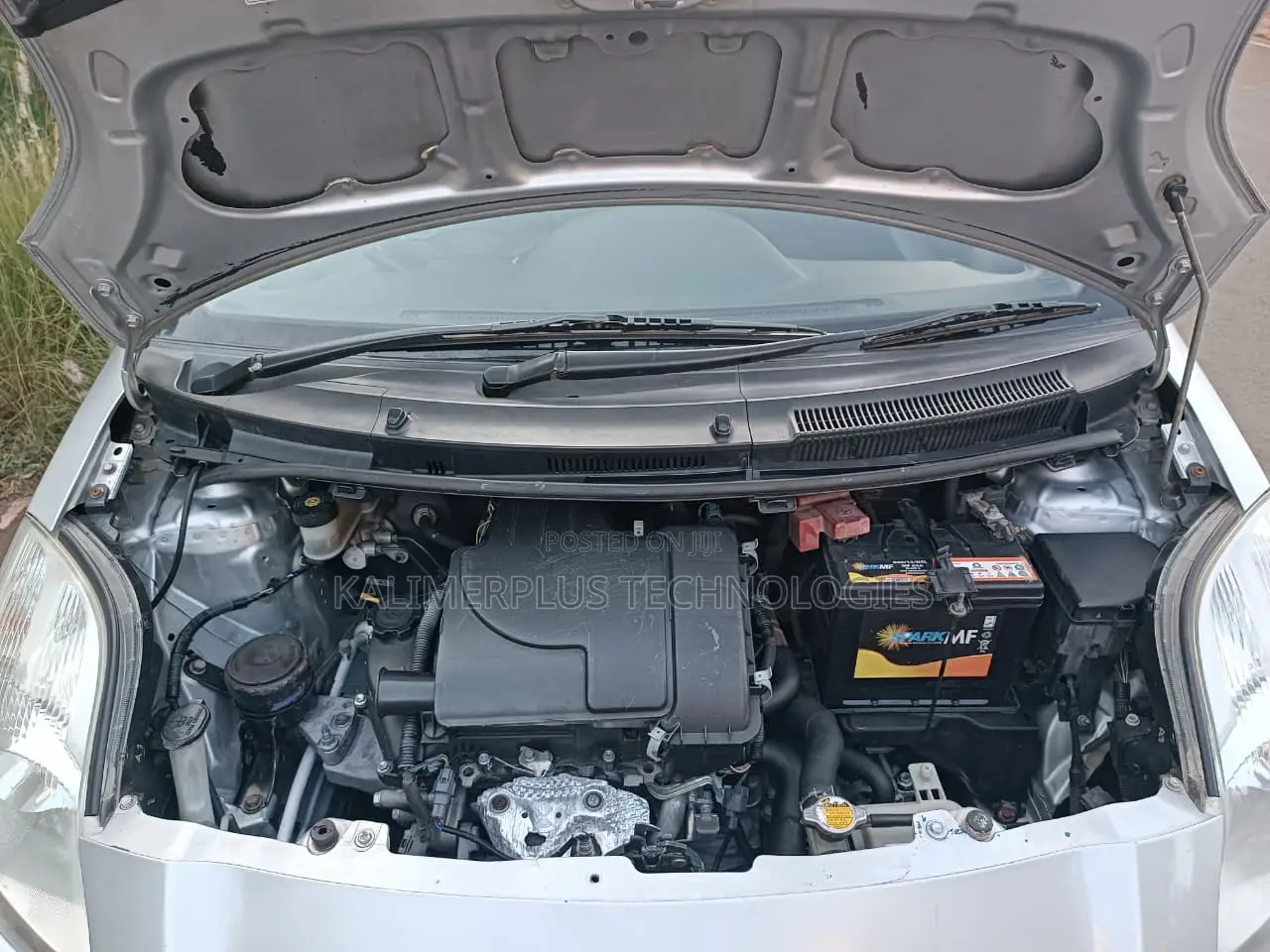 Toyota Vitz 2008 Silver
