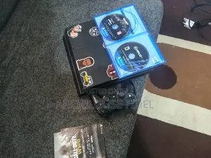 Play Station 4