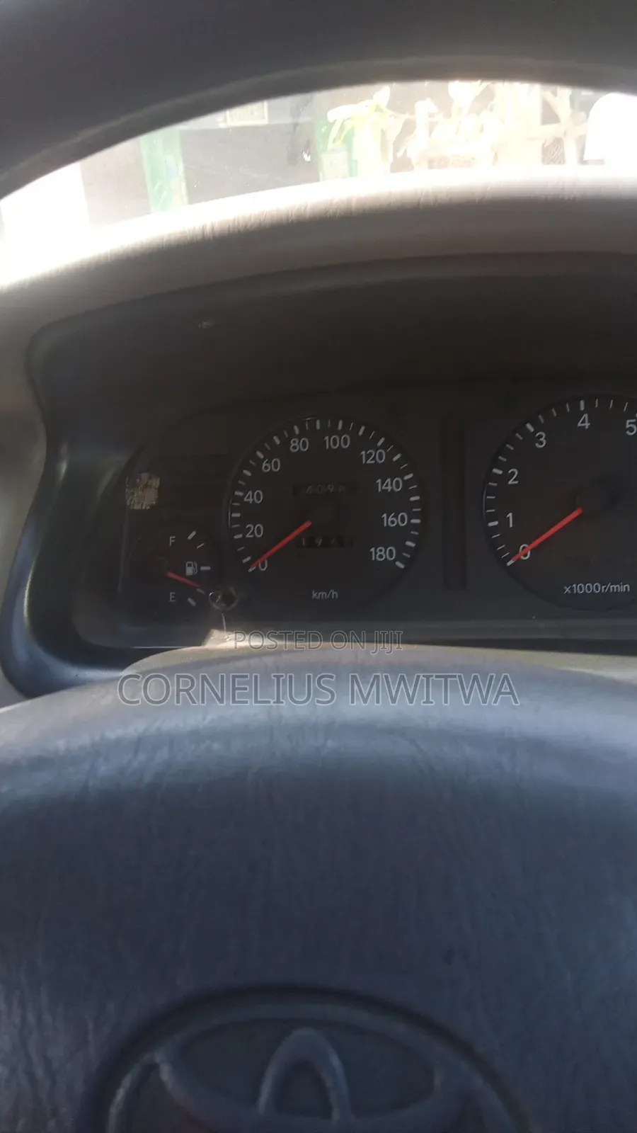 Toyota Corolla 2000 White
