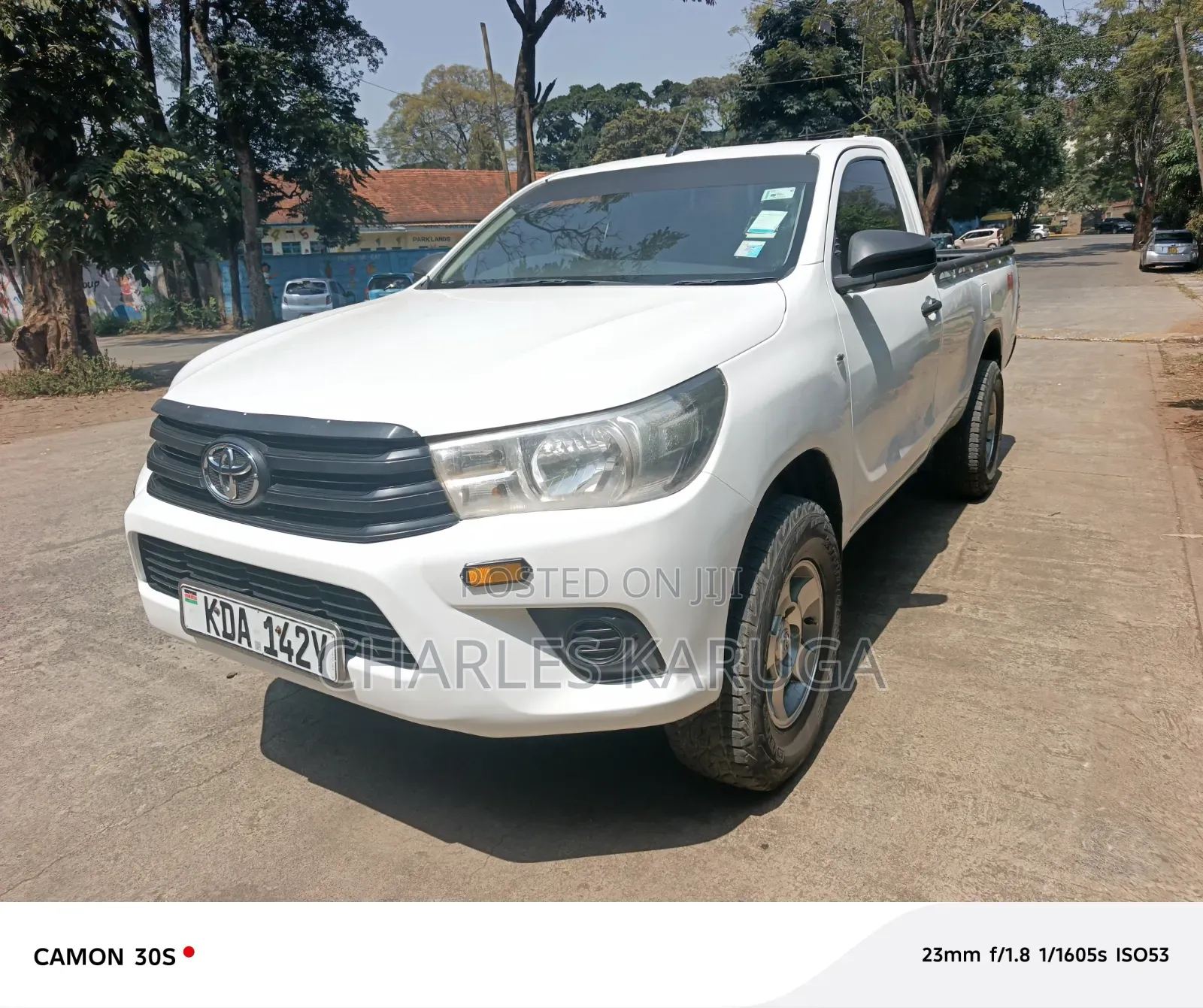 Toyota Hilux 2021 White