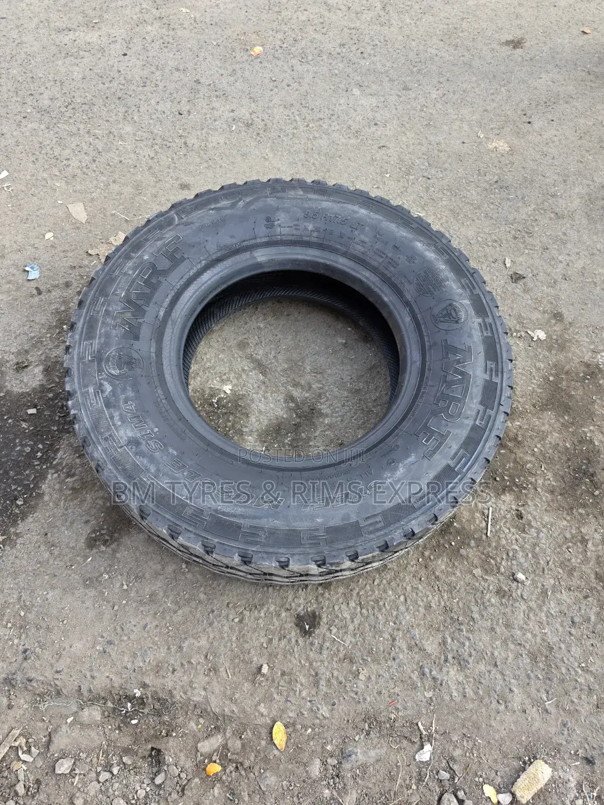 9.5 R17.5 MRF Tyres (India) Commercial.