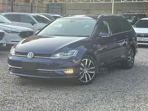 Volkswagen Golf Variant 2019 Blue