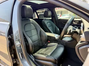 Mercedes-Benz C200 2020 Gray
