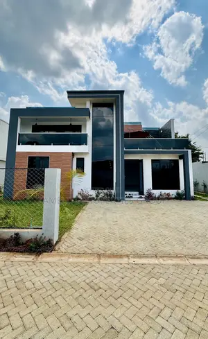 5bdrm Villa in Ruiru for sale