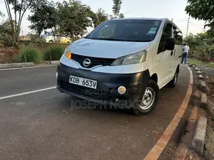 Nissan NV1500 2014 White