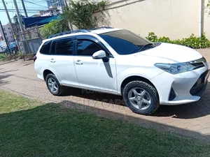 Toyota Corolla Fielder 2018 White