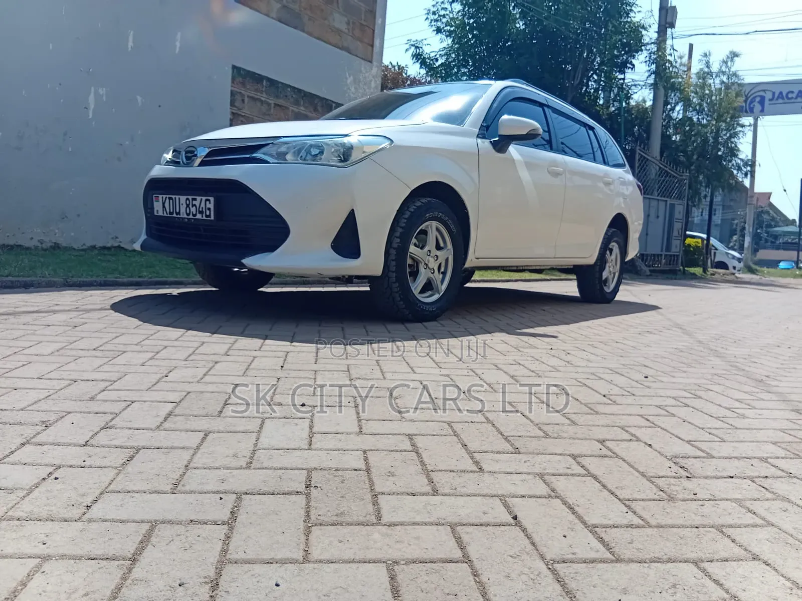 Toyota Corolla Fielder 2018 White