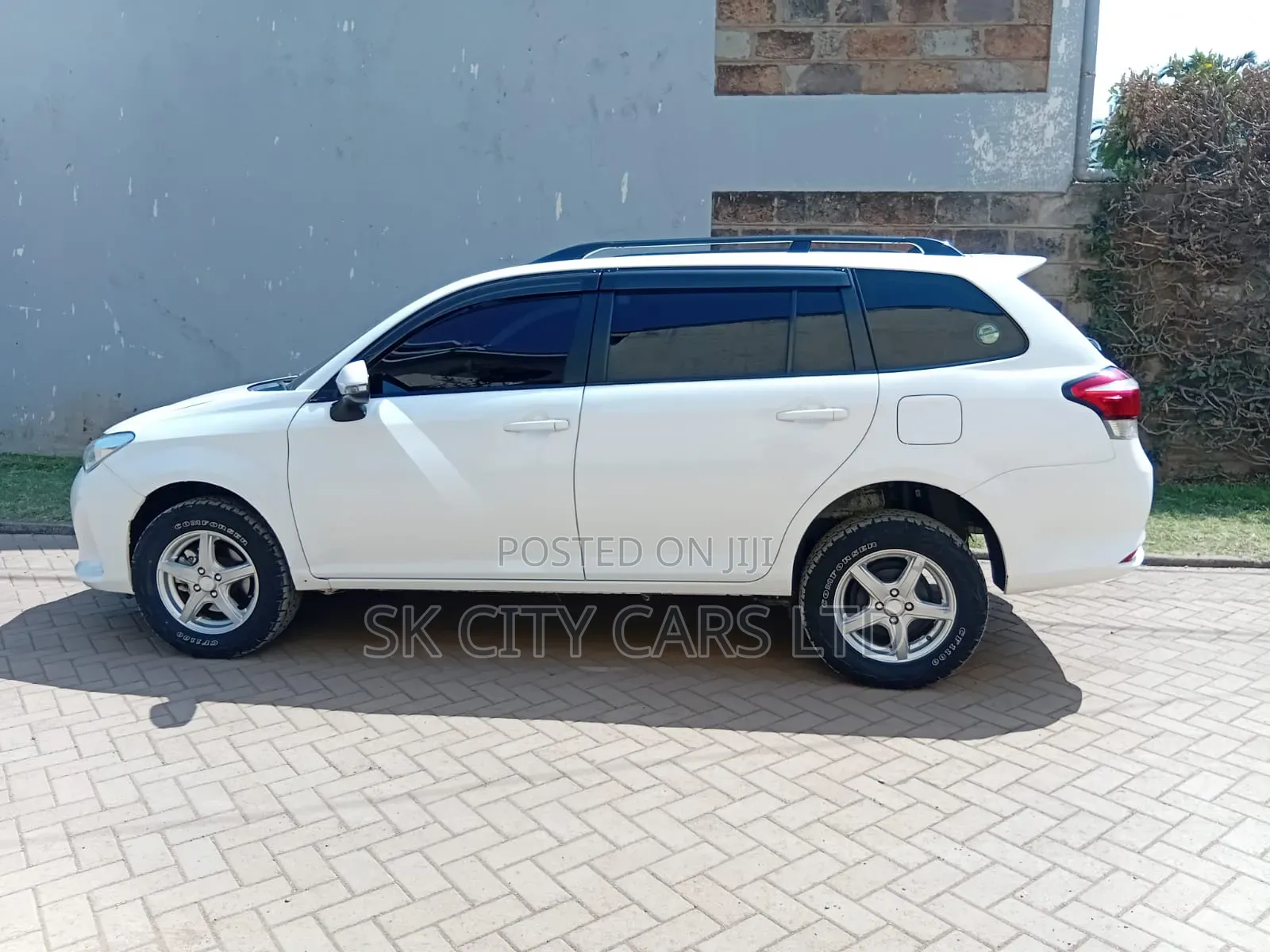 Toyota Corolla Fielder 2018 White
