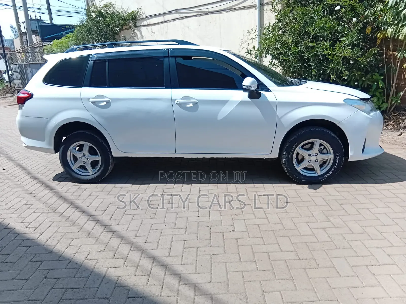 Toyota Corolla Fielder 2018 White