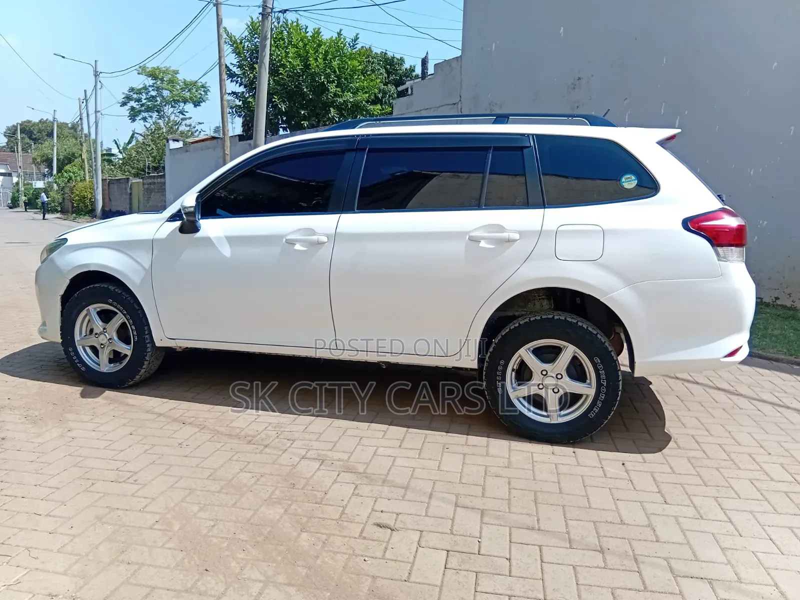 Toyota Corolla Fielder 2018 White