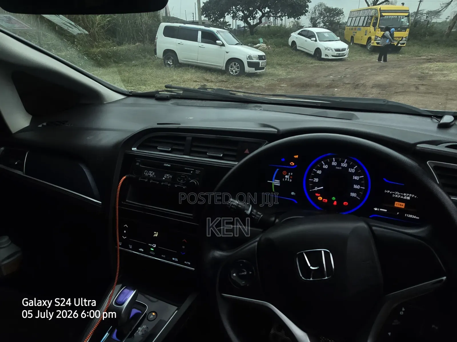 Honda Fit Shuttle 2016 Silver