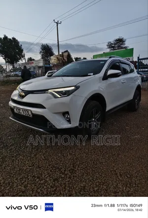 Toyota RAV4 2014 White