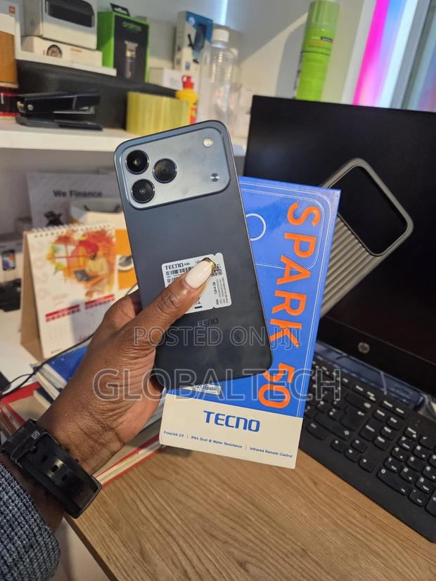 Tecno Spark 50 128 GB Black - thumbnail 2