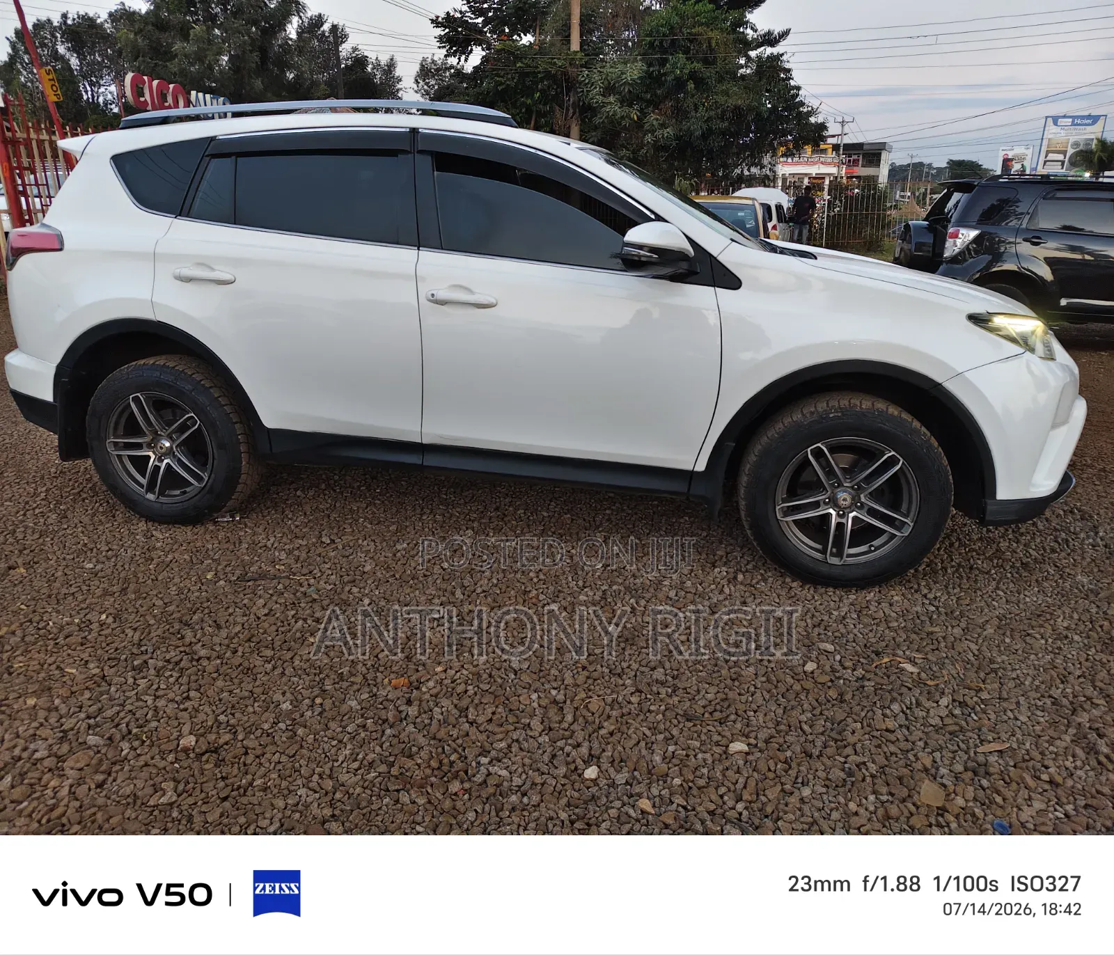 Toyota RAV4 2014 White